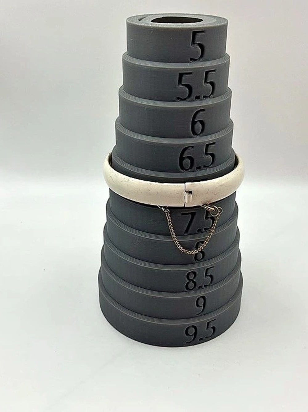 Vintage Sandor Company White & Gold Chain Clasp Bracelet